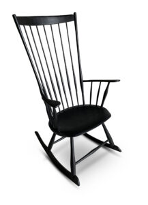 rod back windsor rocking chair 